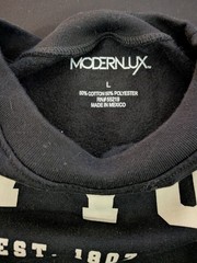 Modern Lux New York Sweatshirt Women’s Large Black Graphic Pullover – [C-1]