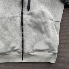 Champion Gamer Hoodie Men Medium Gray Full Zip Gaming Outdoors Walking Pockets.