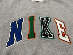 Nike Club Fleece Crewneck Sweatshirt Men’s 2XL Gray Multi Chenille Letter Logo
