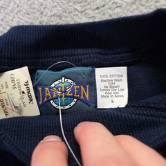 Jantzen Mens L Sweatshirt Navy Blue Vintage 100% Cotton Crewneck V-Stitch 7M970