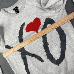 The Weeknd XO Sweatshirt Mens Medium H&M Gray Pullover Heart Big Logo Hip Hop