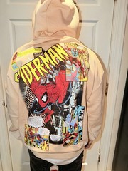 NWT Marvel Spiderman Comic Page Graphic Print Tan Hoodie Size Large New