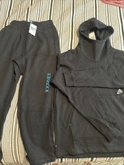 Nike Kyrie Basketball Jogging Pants Pullover Hoodie Set NWT Size Med DQ6011 6013
