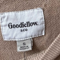 Goodfellow Crewneck Sweatshirt Mens Small Taupe Embroidered Logo Pullover NWT
