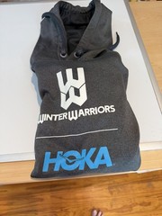 Hoka Gray Sweatshirt Hoodie Unisex M Weekend Warriors Walking Running Athleisure