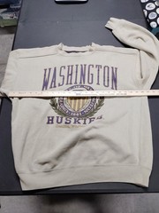 vtg uw huskiescrewneck Olive Green Light Wear Size L Collegiate A61
