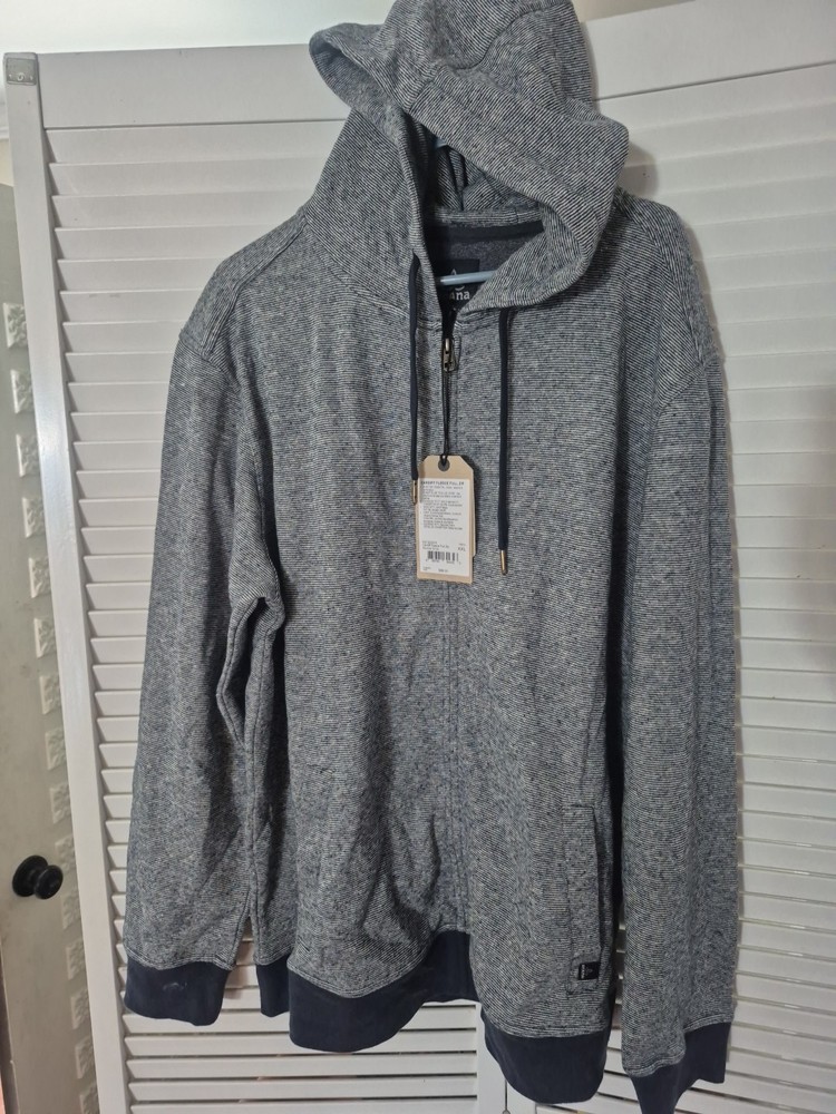 NWT Prana Cardiff Men’s Fleece Hoodie SMALL Sustainable Cozy Casual (JSC3)