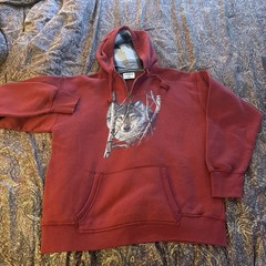 Vintage Wolf Deep Red Vintage Hoody – Wild Things collection / Mens outdoor