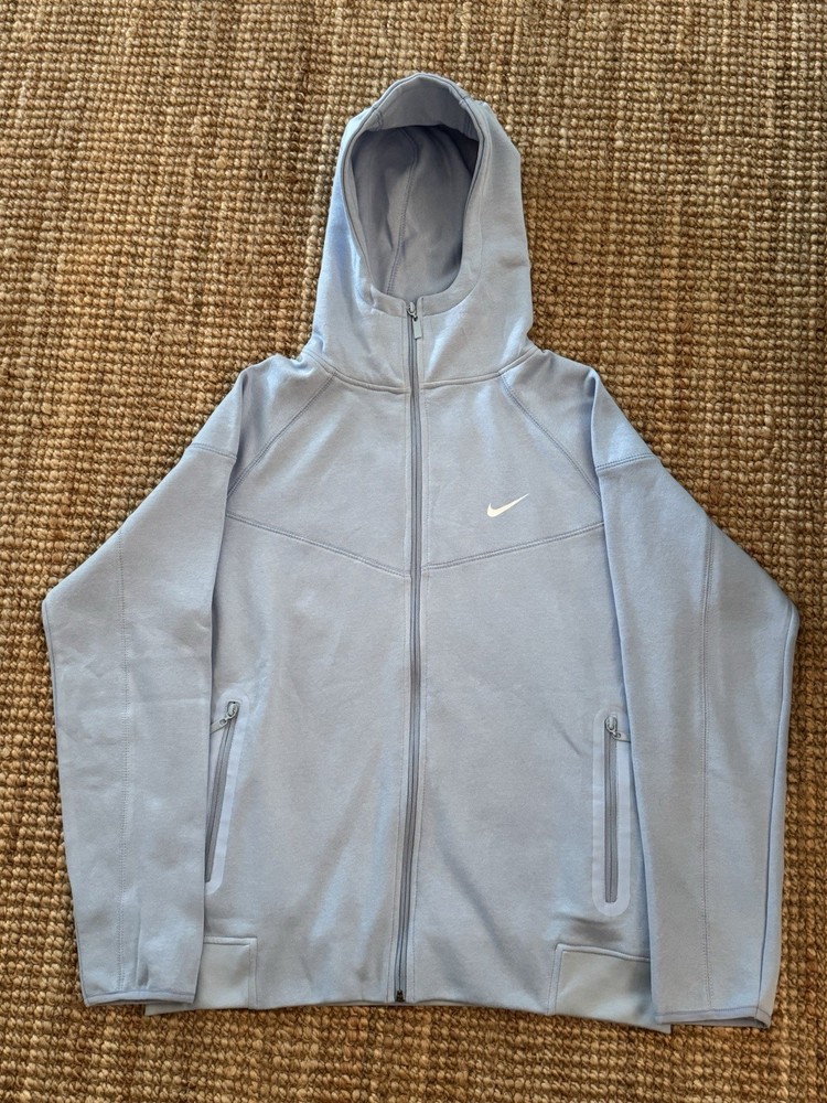nike tech fleece hoodie medium men