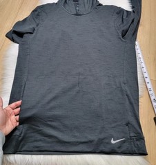 Nike Dri-FIT Yoga Loose Fit Lightweight Pullover Hoodie Men’s Size Medium Gray