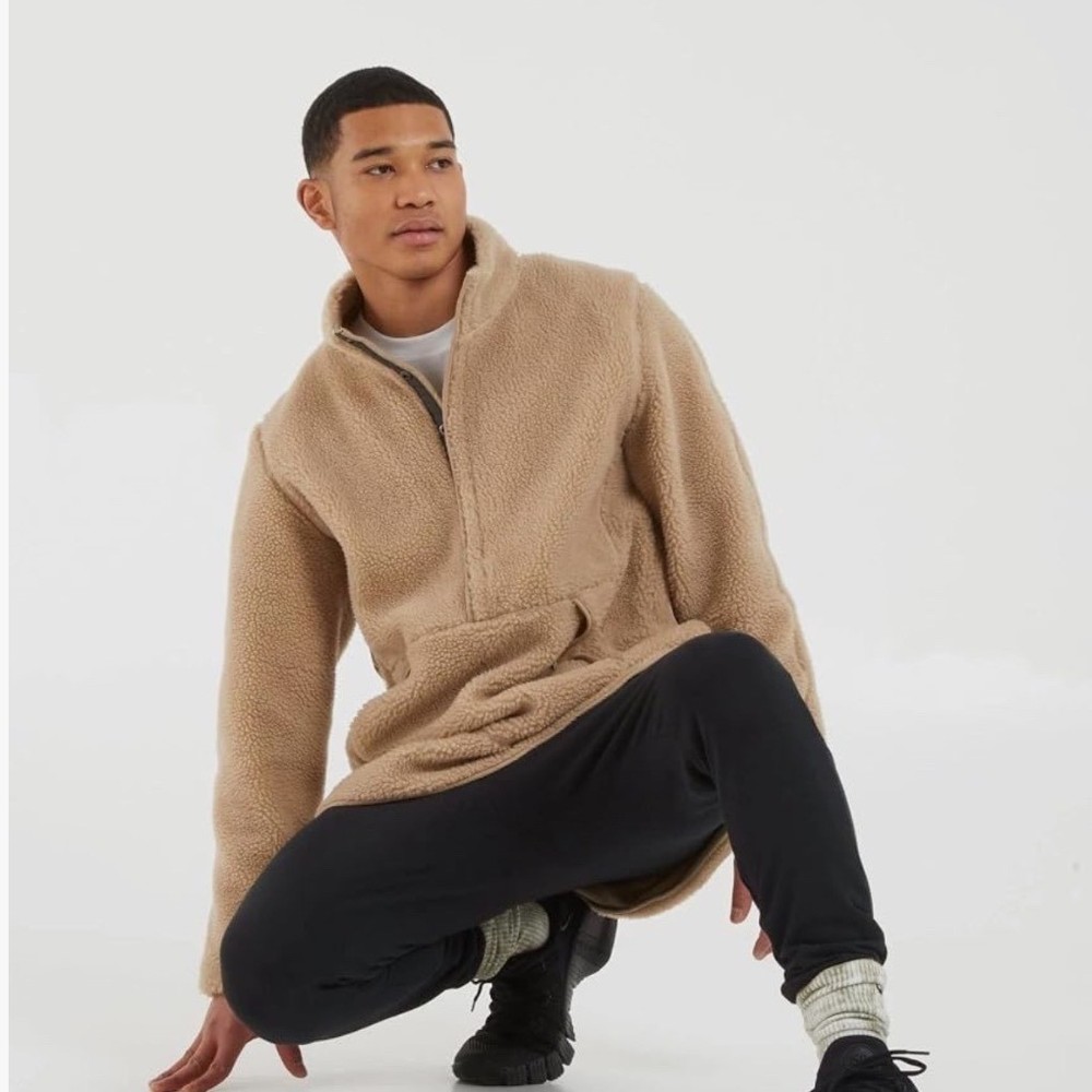 Nike Men’s Yoga Sherpa Sweatshirt Pullover Tan Warm Fuzzy Winter Lounge Size L