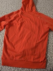 New With Tag Men’s Medium Coral/Orange Drawstring Pocketed Under Armour Hoodie