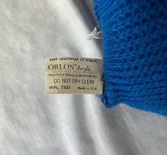 Vintage Peanuts Collection Snoopy Medium Fleece Top and Knit Hat Cap Women