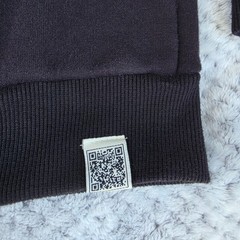 The Giving Movement Colorblock Sweatshirt Mens XS/S Black Oversize Sustainable