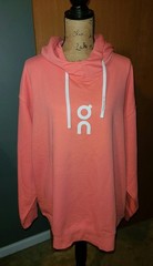 On Run On Clouds Men’s XL Coral Solid Pullover Hoodie Long Sleeve Drawstring