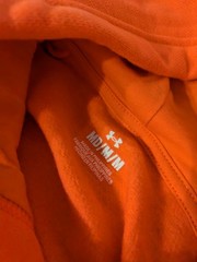 New With Tag Men’s Medium Coral/Orange Drawstring Pocketed Under Armour Hoodie