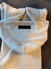 Essentials Fear Of God Light Oatmeal SS22 – XS-XL NEW WITH TAGS Gray