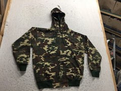VTG Woodland Camo Full Zip Hoodie Mens XL 46 Foam Filled Polyester Hood Pockets