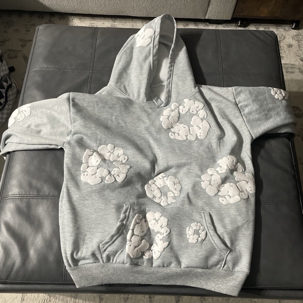 Denim tear Hoodie M Gray White only worn once