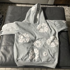 Denim tear Hoodie M Gray White only worn once