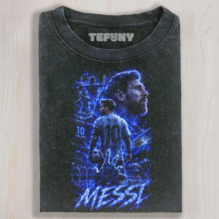 Vintage Wash GOAT Number 10 Soccer Legend Blue Lightning Graphic Mens T-Shirt