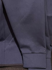 DSG Hoodie!! Nice and Comfy -Zipper Pocket! Small size.