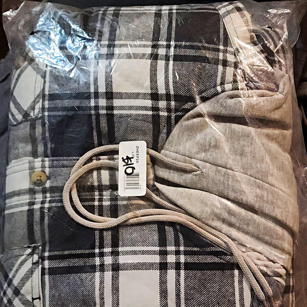 Men’s L Plaid Hooded Sweatshirt Gray/White/Blk Button Accent Drawstring Closure