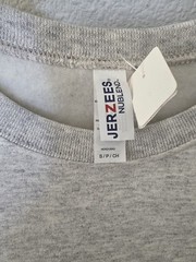 Jerzees Nublend Gray Crewneck Pullover Sweatshirt Wine Yoga Studio Graphic Small
