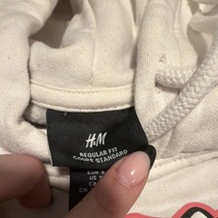 H&M Men’s White Graphic Print Pullover Hoodie Regular Fit Size S Pockets