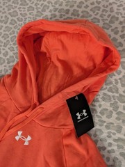 New With Tag Men’s Medium Coral/Orange Drawstring Pocketed Under Armour Hoodie
