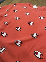 Champion Reverse Weave Long Sleeve Crew Neck Sweatshirt Men’s S Coral Pink Logos
