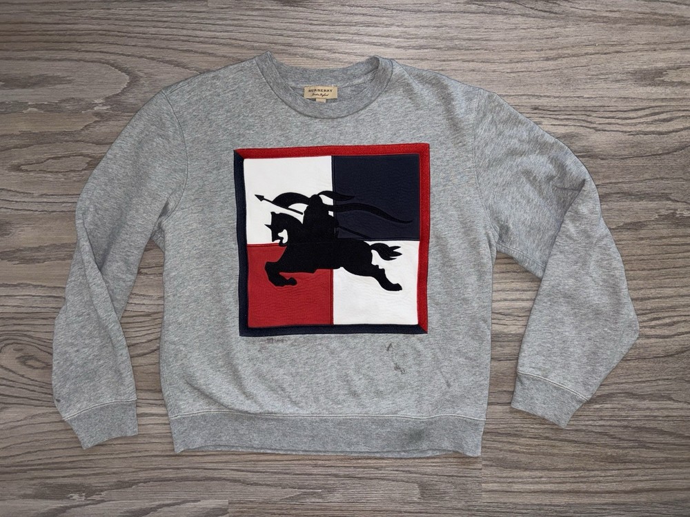 Burberry Equestrian Knight Embroidered Logo Sweatshirt Men’s Size (M) Designer