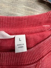Charlevoix Mens Large Red Crewneck Sweatshirt Cotton Blend Made In China