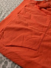 New With Tag Men’s Medium Coral/Orange Drawstring Pocketed Under Armour Hoodie