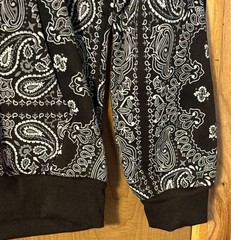 NWT Snoop Dog Death Row Records Black Paisley Hoodie Size Medium 100% Polyester