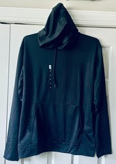 Under Armour UA Mens Size XL Hoodie Sweatshirt Logo Pullover NWT Loose Fit Black