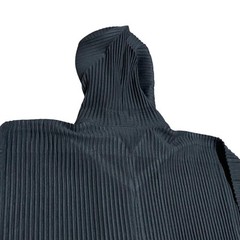 USED HOMME PLISS�_ ISSEY MIYAKE PLEATED HOODIE, BLACK VERYGOOD