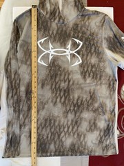 Under Armour Iso-Chill Shorebreak Camo Hoodie Mens XL Fishing Hook Loose Stretch