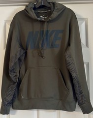 Nike Therma Fit Coastal Preppy 2012 Old Money Quiet Luxury Athleisure Size M