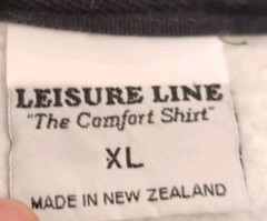 VTG Leisure Line Sz XL Men’s Sweatshirt Made New Zealand Bird Blue Collar Y2K