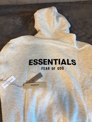 Essentials Fear Of God Light Oatmeal SS22 – XS-XL NEW WITH TAGS Gray