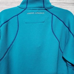 Under Armour All Season Gear 1/4 Zip Loose Coupe Lache Sweatshirt **Men’s M**
