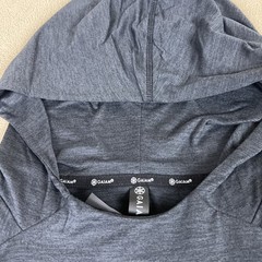 Gaiam Everyday Basic Hoodie, Black Slim Fit Long Sleeve T-Shirt. Men’s Sz S