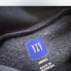 Yeezy Gap Balenciaga 03 Highneck Dark Blue ( Small )