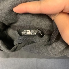 The North Face Men’s Hoodie Size M Gray Pullover Logo Graphic Sweatshirt Casual