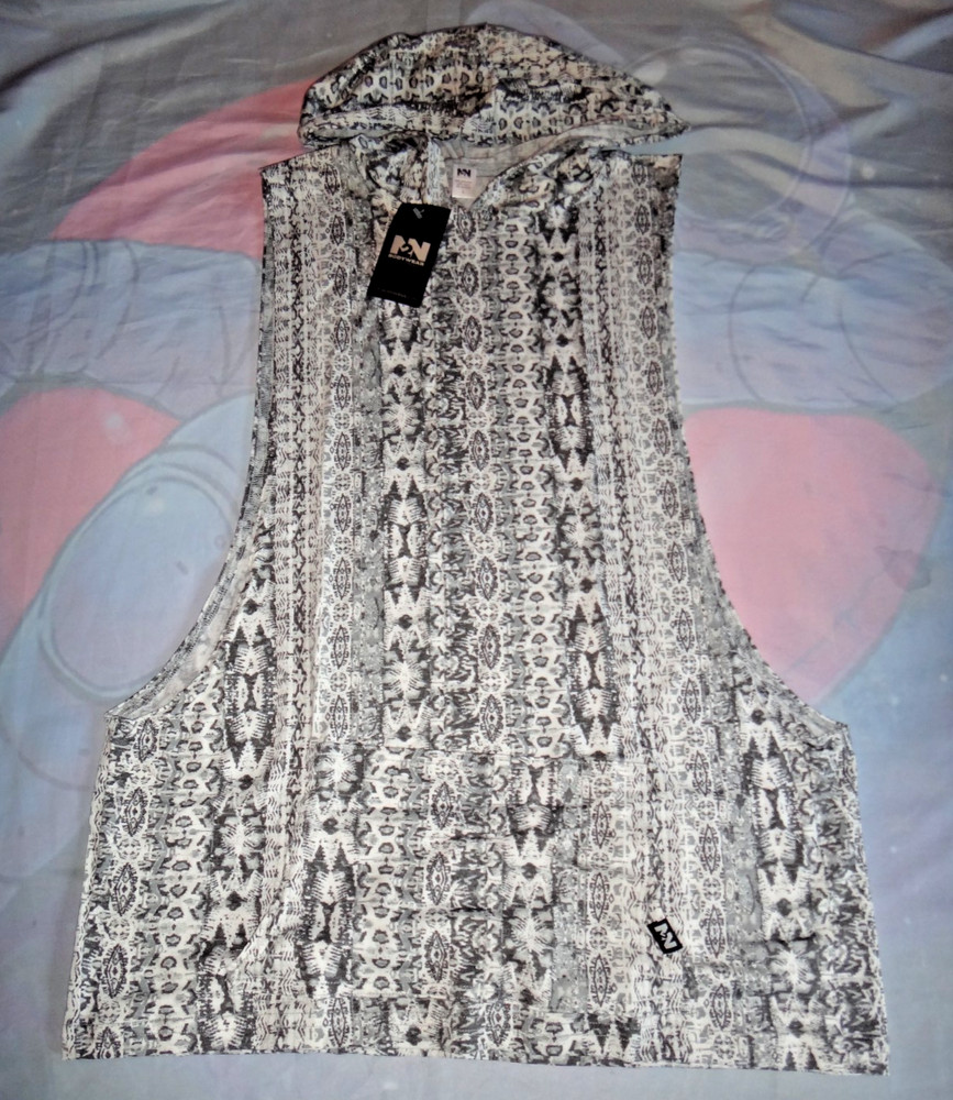 N2N Bodywear BUDHA BUM Sleeveless Hooded Pullover Tee / FRONT POUCH POCKET L