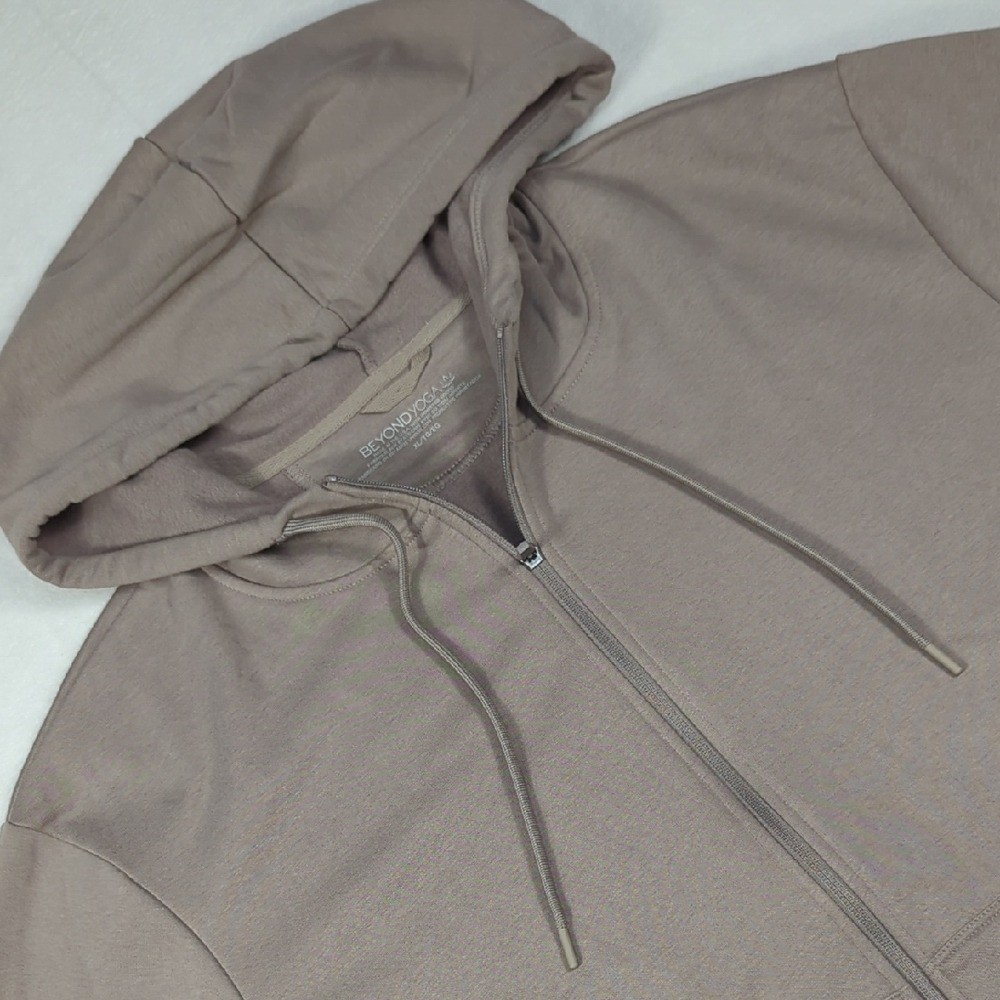 NEW Beyond Yoga Every Body Mens Zip Front Hoodie Size XL