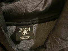 NWOT Vintage Raised Letter Y2K TAPOUT Black Hoodie 2XL