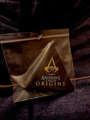 UBI Workshop Sweatshirt Cowl Neck Hoodie Navy Assassin’s Creed Origins OFFICIAL