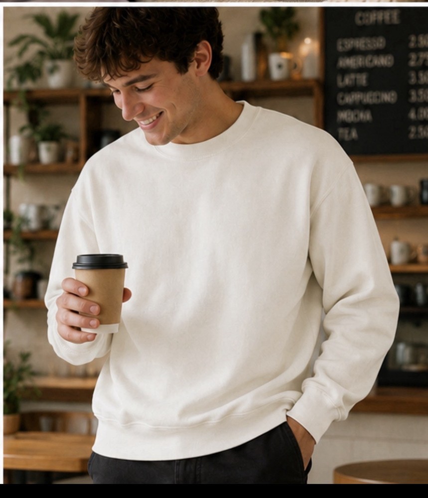 Gildan crewneck sweatshirt White